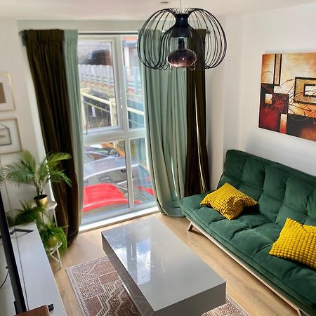 Apartamento Luxury Urban Tranquility At B1 Birmingam Exterior foto